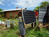 Mounting the solar panels on the tray