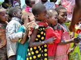 Nkhotakota_Kids_queuing_for_cookies